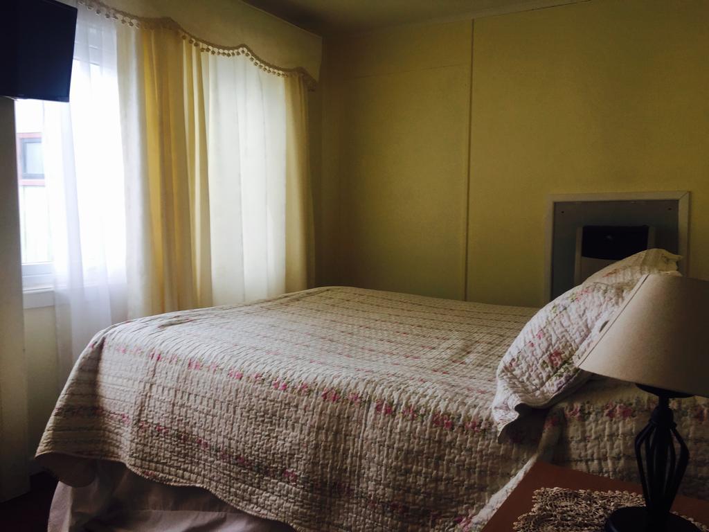 Hostal Dona Irma Punta Arenas Esterno foto